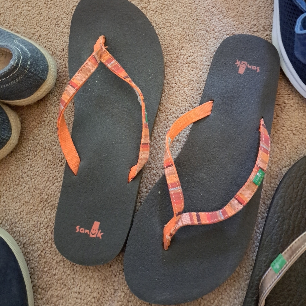 Flip flops